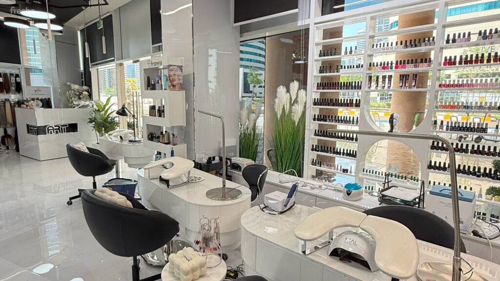df2ab800-6c79-43ac-94af-e53aa27c2f78-LArtdeCoiffureSalon-AE-Dubai-Dubai-BusinessBay-Fresha